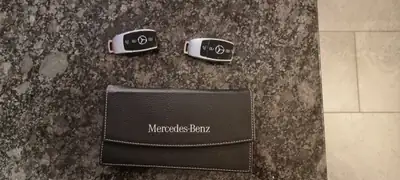 Mercedes-Benz E 200 Avantgarde — Berline élégante, motorisation efficace et 165 000 km — Miniatura 13
