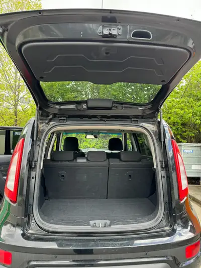 Kia Soul 1.6 CRDi Style — Minivan compact économique, sans accident — dettaglio
