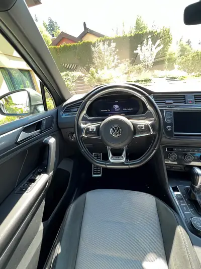 VW Tiguan 2.0 TSI R-Line 4Motion — SUV robuste, 4x4 intégral et technologie premium — Thumbnail 7
