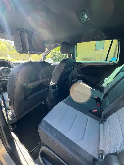 VW Tiguan 2.0 TSI R-Line 4Motion — SUV robuste, 4x4 intégral et technologie premium — Thumbnail 10