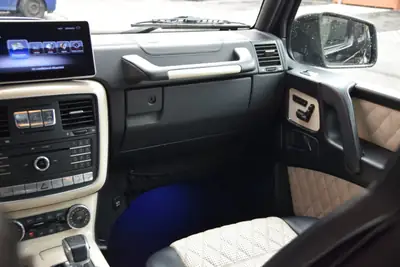 Mercedes-Benz G 63 AMG — SUV Légendaire, Kit Brabus & Sièges Chauffants — Miniature 30