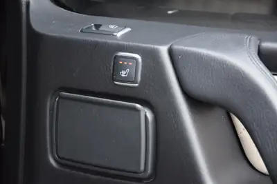 Mercedes-Benz G 63 AMG — SUV Légendaire, Kit Brabus & Sièges Chauffants — Miniature 32