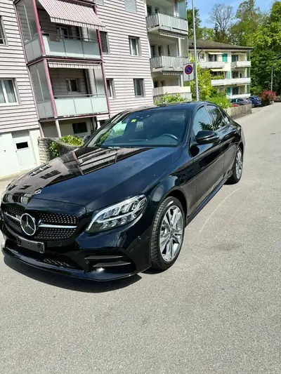 Mercedes-Benz C 200 4Matic AMG Line — Berline premium all-terrain, 84 500 km seulement — vista esterna