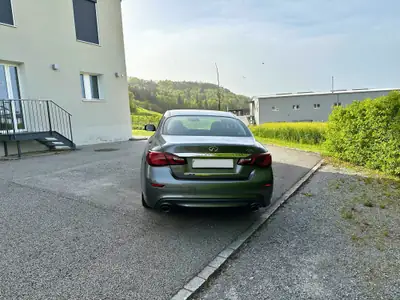 Infiniti Q70 2.2d Premium Tech — Berline élégante, moteur diesel efficace, 90'000 km — Miniatur 14