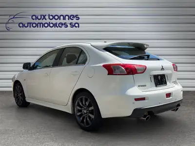 Mitsubishi Lancer Sportback 2.0 Ralliart S 4WD — Performance 241 ch, Intégrale fiable — côté