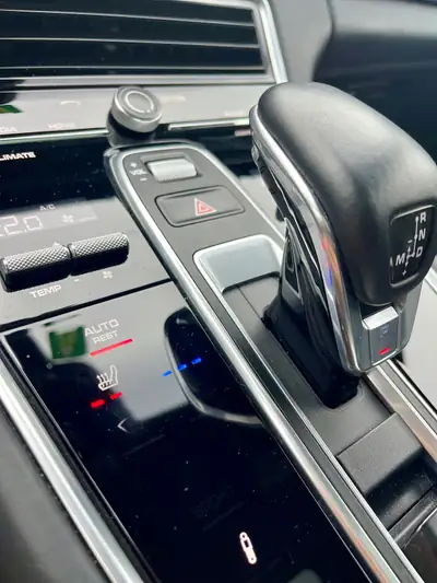 Porsche Panamera Turbo PDK — Berline sportive 550 ch, conditions impeccables — cruscotto