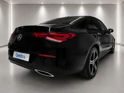 Mercedes-Benz CLA 250 4Matic — Berline sportive, transmission intégrale, garantie constructeur — détail