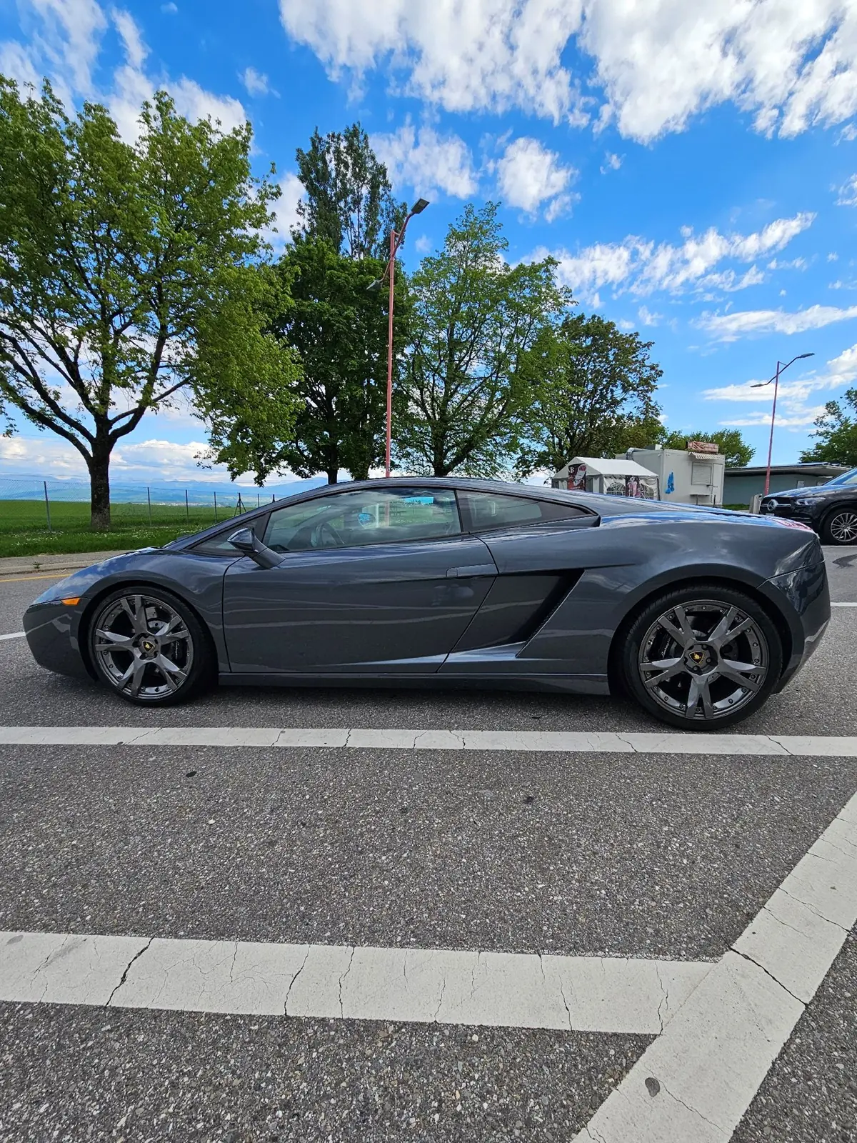 Lamborghini Gallardo 5.0 V10 Coupé — Légendaire supercar, 25'000 km seulement — vue extérieure