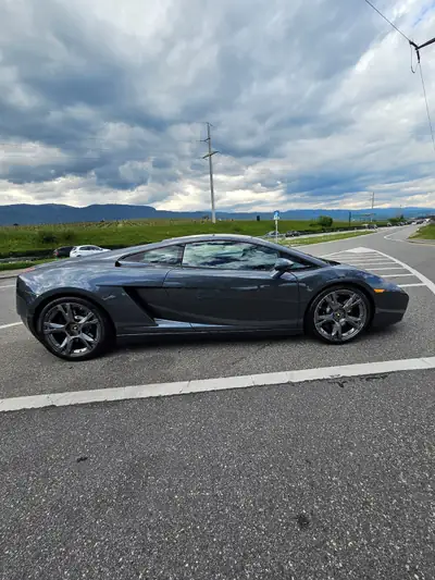 Lamborghini Gallardo 5.0 V10 Coupé — Légendaire supercar, 25'000 km seulement — côté