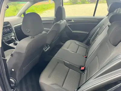VW Golf 1.5 TSI EVO Edition 45 DSG — Compacte efficace, 160'000 km, garantie fiabilité — detail