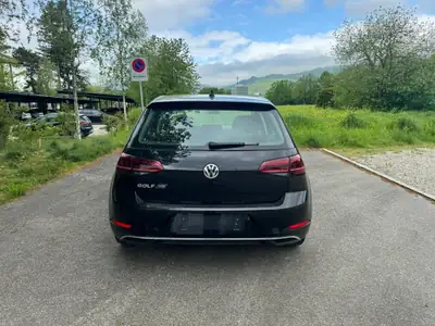 VW Golf 1.5 TSI EVO Edition 45 DSG — Compacte efficace, 160'000 km, garantie fiabilité — interior