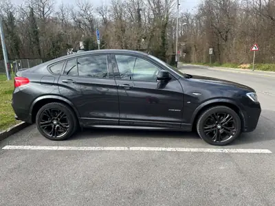 BMW X4 xDrive 30d — SUV coupé diesel performant, 120 000 km, sans accident — interni