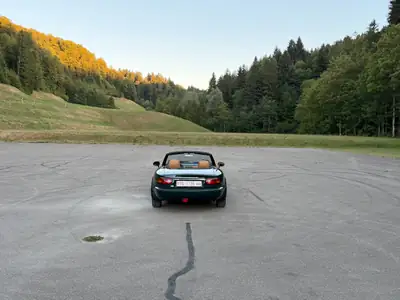 Mazda MX-5 1.6i Green Special — Cabriolet iconique des années 90, fraîchement restauré — Miniatur 9
