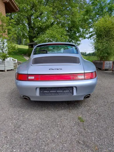 Porsche 911 993 Carrera — Légende des années 90, 272 ch purs — vista posteriore