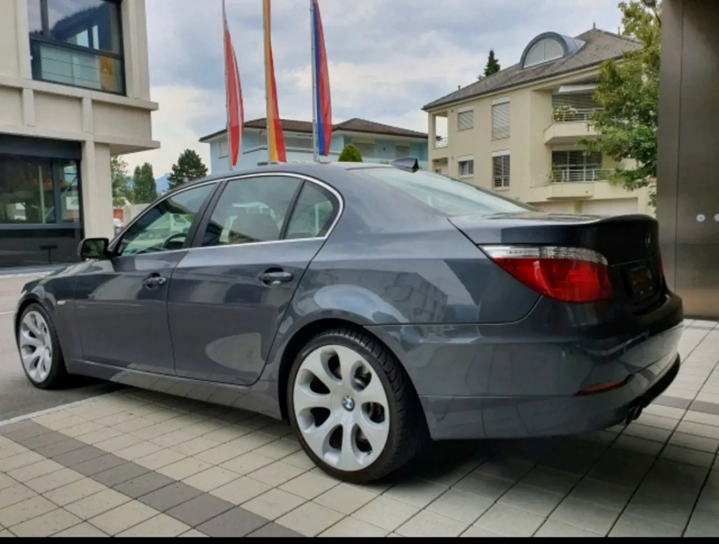 BMW 550 2007 occasion Uzwil — 3