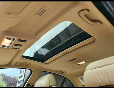 BMW 550i Steptronic — Berline de prestige, 367 ch, impeccable — Miniatura 7