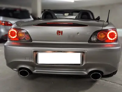Honda S2000 — Roadster iconique, 240 ch purs et 50'000 km seulement — Miniature 8