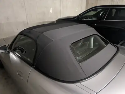 Honda S2000 — Roadster iconique, 240 ch purs et 50'000 km seulement — Miniature 12