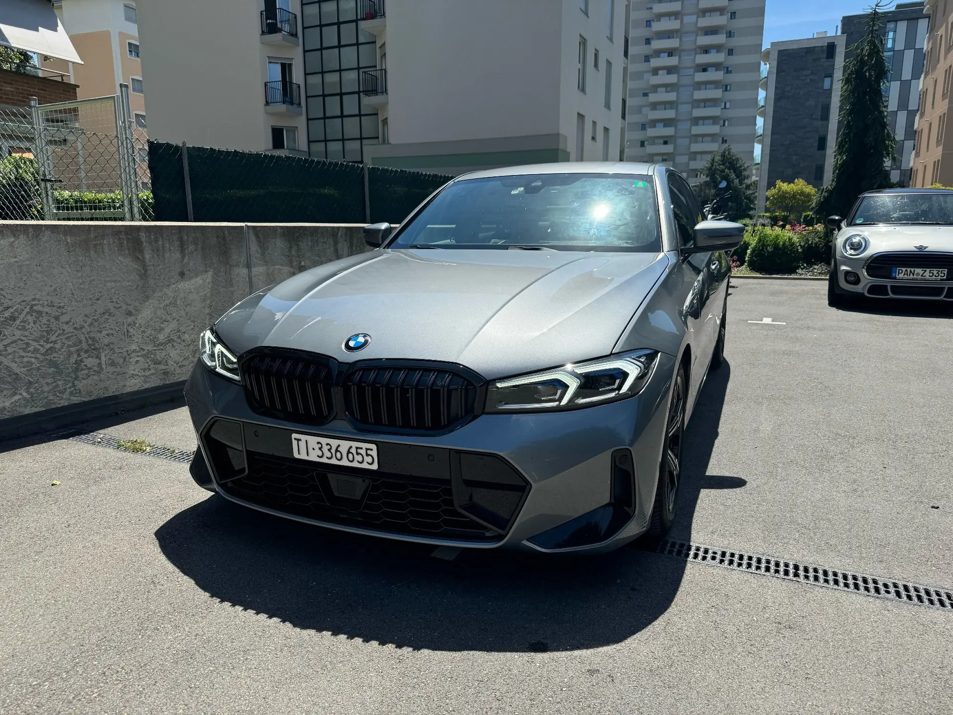 BMW 330i xDrive M Sport Pro — Berline sportive, garantie BMW 2027 — vista esterna