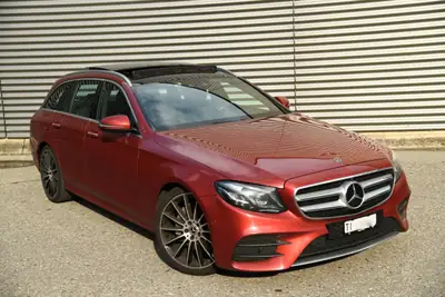 Mercedes-Benz E 200 AMG Premium Plus — Break élégant, hybride essence et équipements premium — Miniatur 10