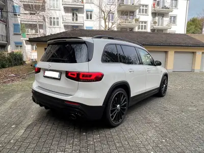 Mercedes-Benz GLB 35 AMG 4Matic — SUV compact haute performance, 67'000 km seulement — côté