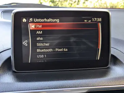 Mazda 3 2.0 16V Revolution — Berline fiable, entretien récent, 192'000 km — Miniatur 9