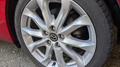 Mazda 3 2.0 16V Revolution — Berline fiable, entretien récent, 192'000 km — Miniatur 18