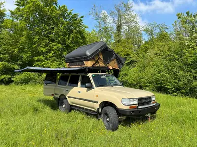Toyota Land Cruiser FZJ 80 — Le légendaire 4x4 de 1993, fiable et intemporel — Miniatura 10