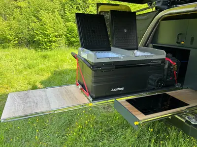 Toyota Land Cruiser FZJ 80 — Le légendaire 4x4 de 1993, fiable et intemporel — Miniatura 14