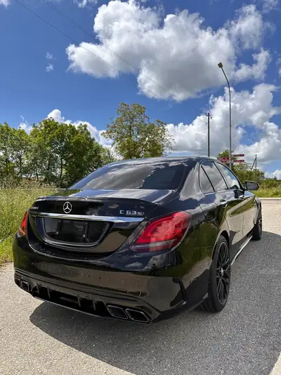 Mercedes-Benz C 63 S AMG Speedshift — Performance 510 ch, 26 000 km seulement — Miniatur 8