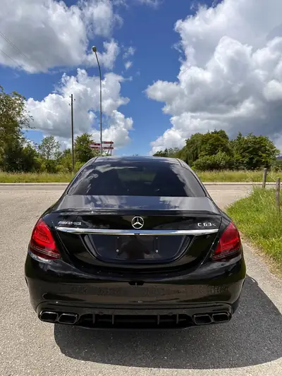 Mercedes-Benz C 63 S AMG Speedshift — Performance 510 ch, 26 000 km seulement — Miniatur 7