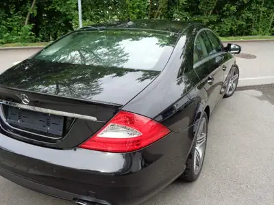 Mercedes-Benz CLS 63 AMG — Berline coupé haute performance, 514 ch, état impeccable — Miniatur 7