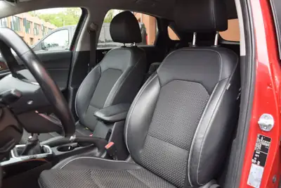 Kia Ceed 1.4 T-GDi Style 2018 — Berline dynamique, équipée et sans sinistre — Miniature 25