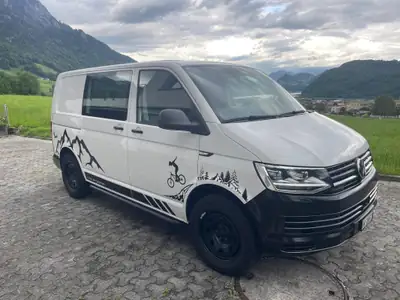 VW T6 2.0 TDI DSG — Utilitaire polyvalent, 150 ch fiable et économe — side view