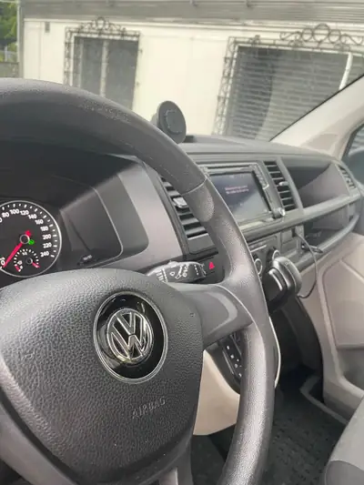 VW T6 2.0 TDI DSG — Utilitaire polyvalent, 150 ch fiable et économe — Thumbnail 13