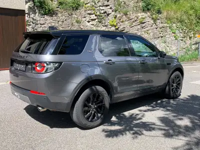 Land Rover Discovery Sport 2.0 TD4 SE — SUV compact diesel robuste, 79 500 km — tableau de bord