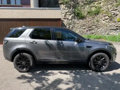Land Rover Discovery Sport 2.0 TD4 SE — SUV compact diesel robuste, 79 500 km — intérieur