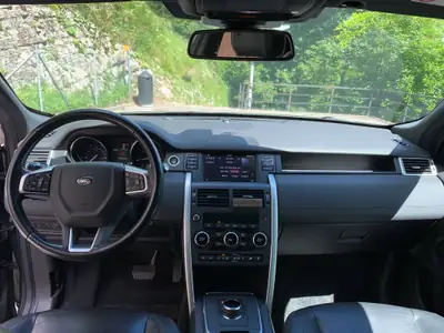 Land Rover Discovery Sport 2.0 TD4 SE — SUV compact diesel robuste, 79 500 km — Miniature 8