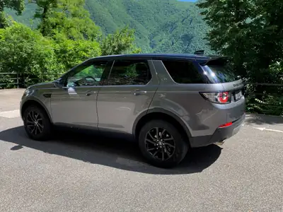 Land Rover Discovery Sport 2.0 TD4 SE — SUV compact diesel robuste, 79 500 km — Miniature 7