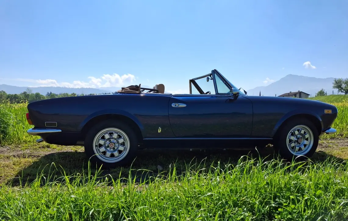 Fiat 124 Spider 1981 occasion Weggis — 2