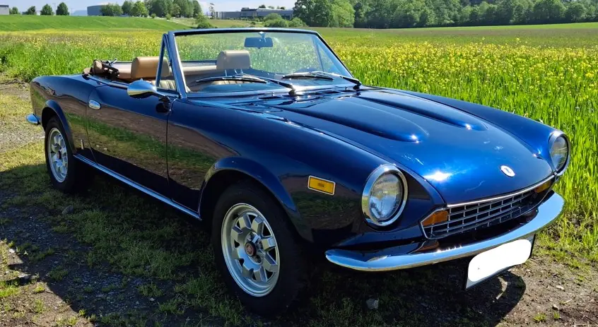 Fiat 124 Spider 1981 — Cabriolet rétro authentique, version US, révision récente — vue extérieure