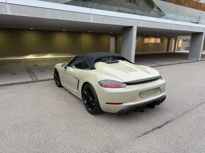 Porsche 718 Boxster Spyder PDK — Roadster performant, 5'500 km, collector suisse — Miniature 7