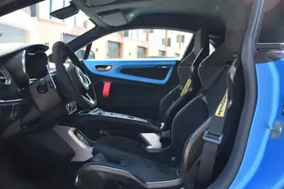 Alpine A110 R — Coupé sportif français 300 ch, finition Bleu Racing Mat exclusive — Miniature 24