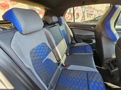 VW Golf 2.0 TSI R DSG 4Motion — 333 ch, traction intégrale, état impeccable — Thumbnail 11