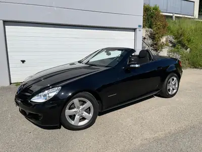 Mercedes-Benz SLK 200 Kompressor — Roadster compact, hard-top électrique, 85'000 km — Innenraum