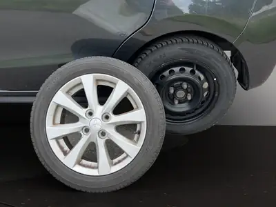Mitsubishi Space Star 1.2 Celebration — Citadine polyvalente, sans accident, 8 pneus neufs — Thumbnail 19