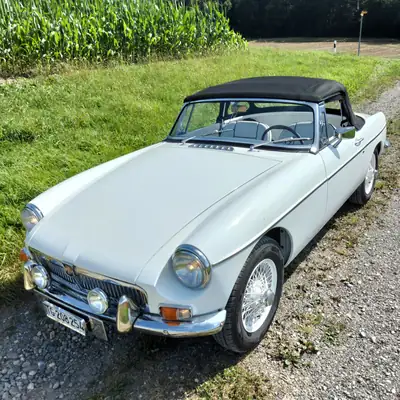 MG MGB Roadster 1967 — Cabriolet anglais mythique, 53 500 km authentiques — Seitenansicht