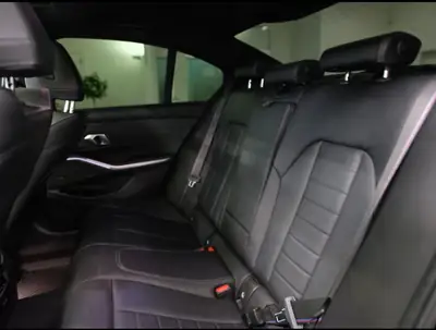 BMW M340i xDrive 48V — Berline sportive hybride mild, 374 ch et faible kilométrage — Thumbnail 17