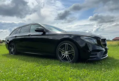 Mercedes-Benz E 53 AMG 4Matic — Break haute performance, 435 ch et seulement 75 000 km — Außenansicht
