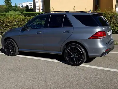 Mercedes-Benz GLE 350 d 4Matic — SUV premium diesel, entretien gratuit inclus — Thumbnail 7